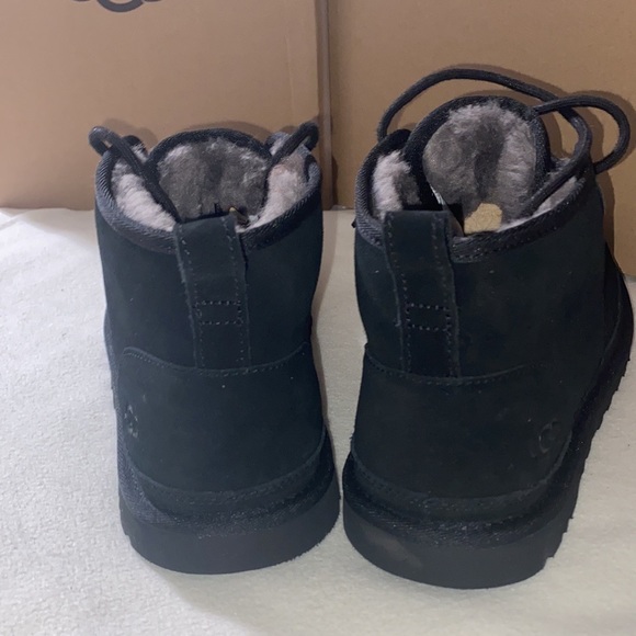 UGG NEUMEL - Picture 3 of 5
